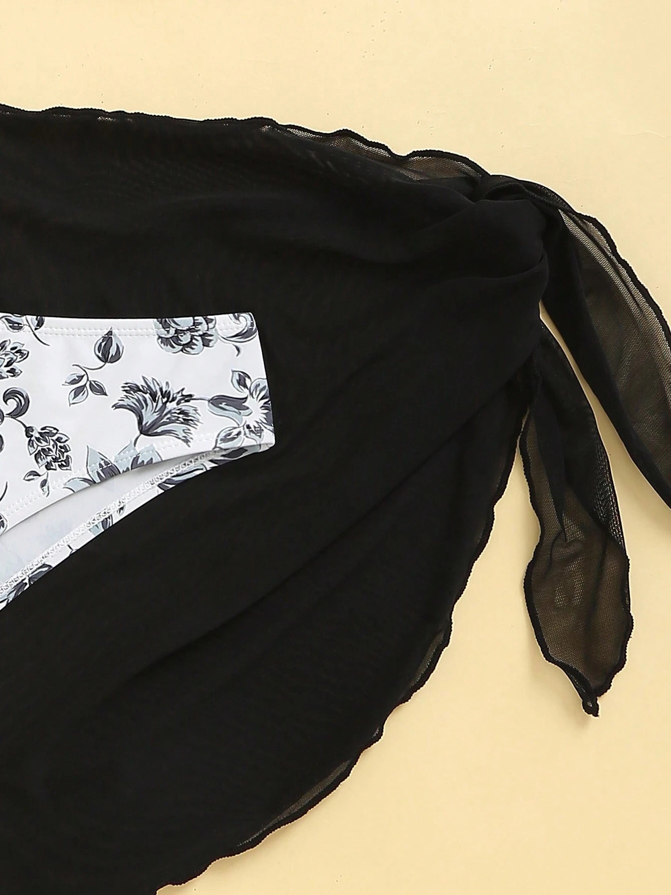 Bikini komplektas SilkySet MB0147 - 3 vnt.
