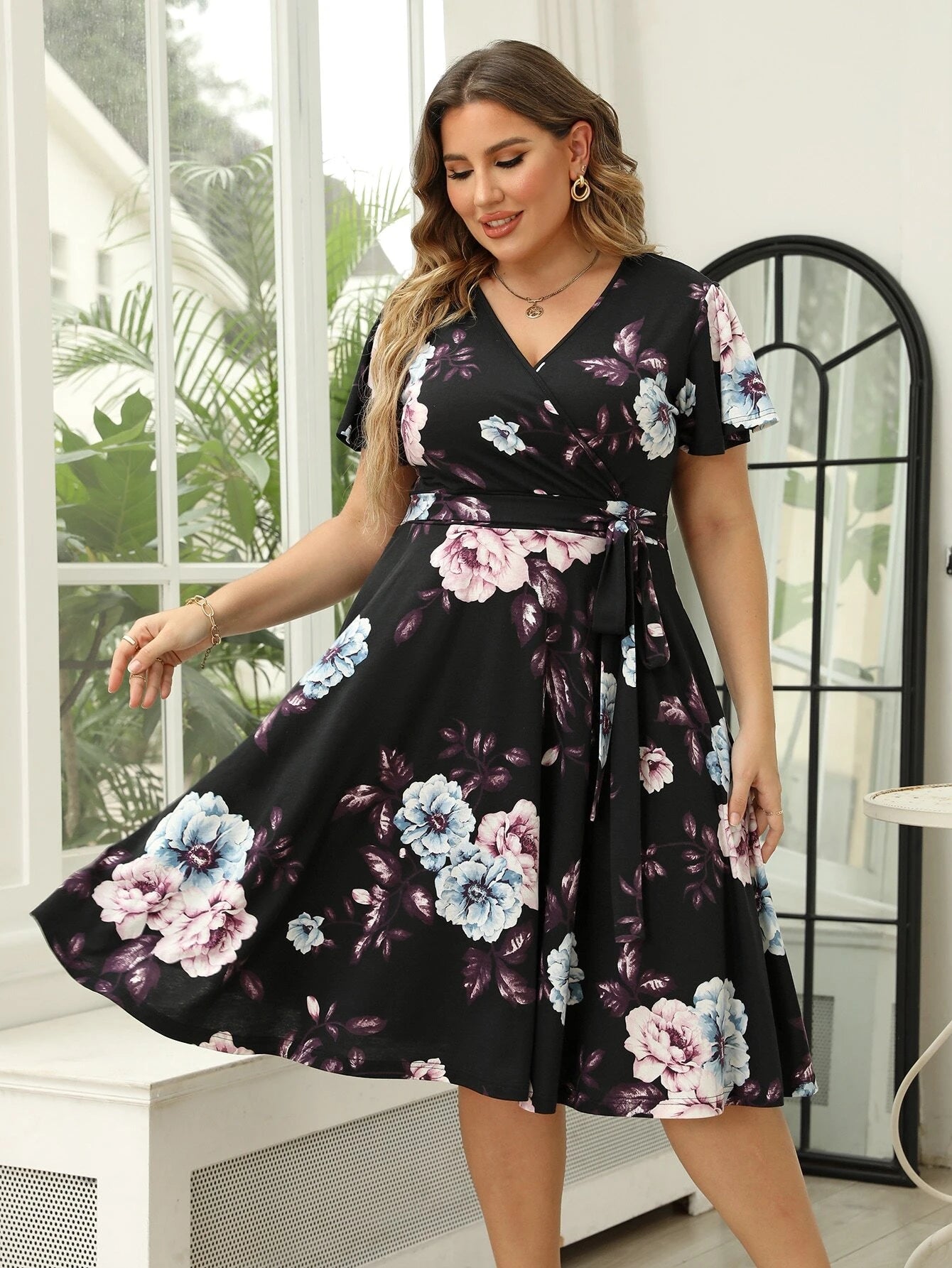 Gėlėta suknelė SilkySet WD0097 (L-4XL)
