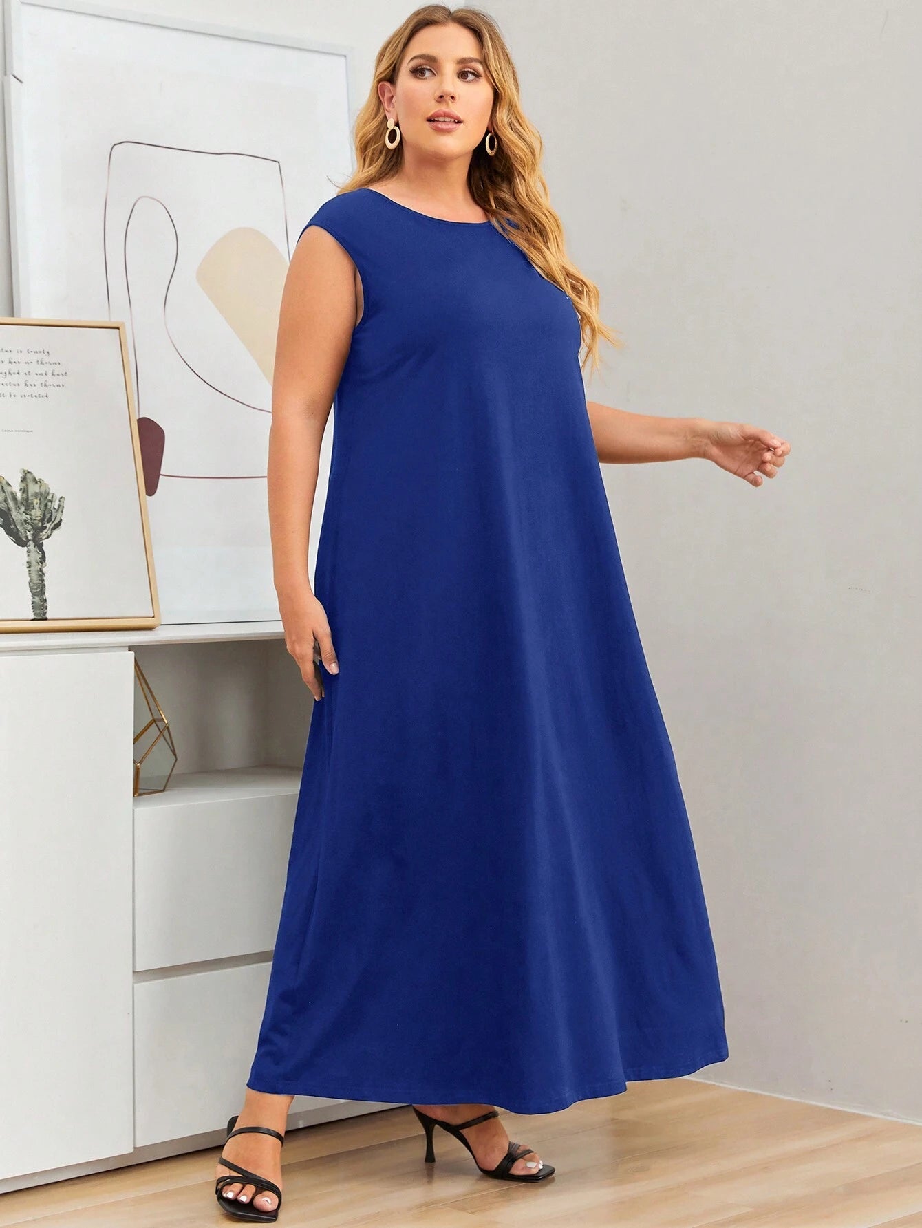 Ilga suknelė SilkySet WD0064 (L-4XL)