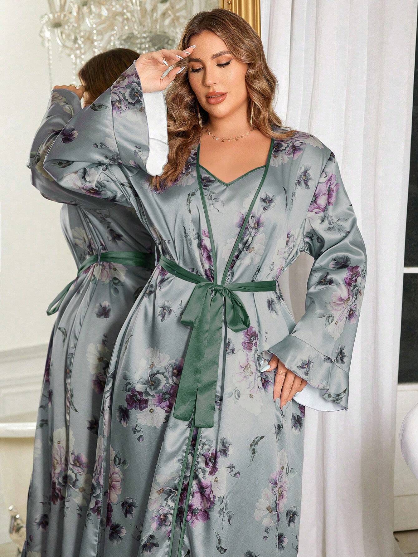 Satino naktinukai ir chalatas SilkySet MN0325 (XL-5XL)