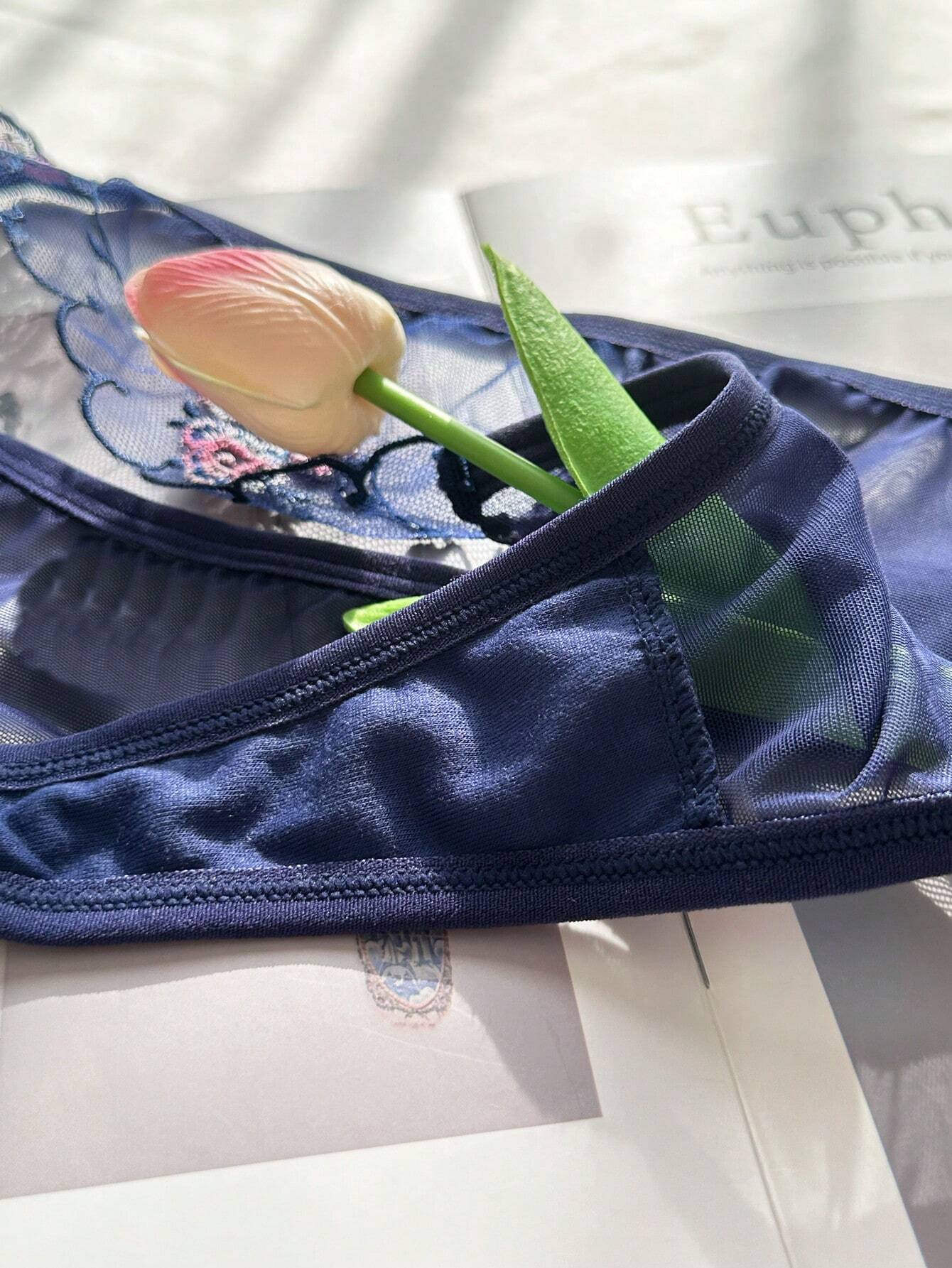 Seksualių apatinių komplektas SilkySet MA0419