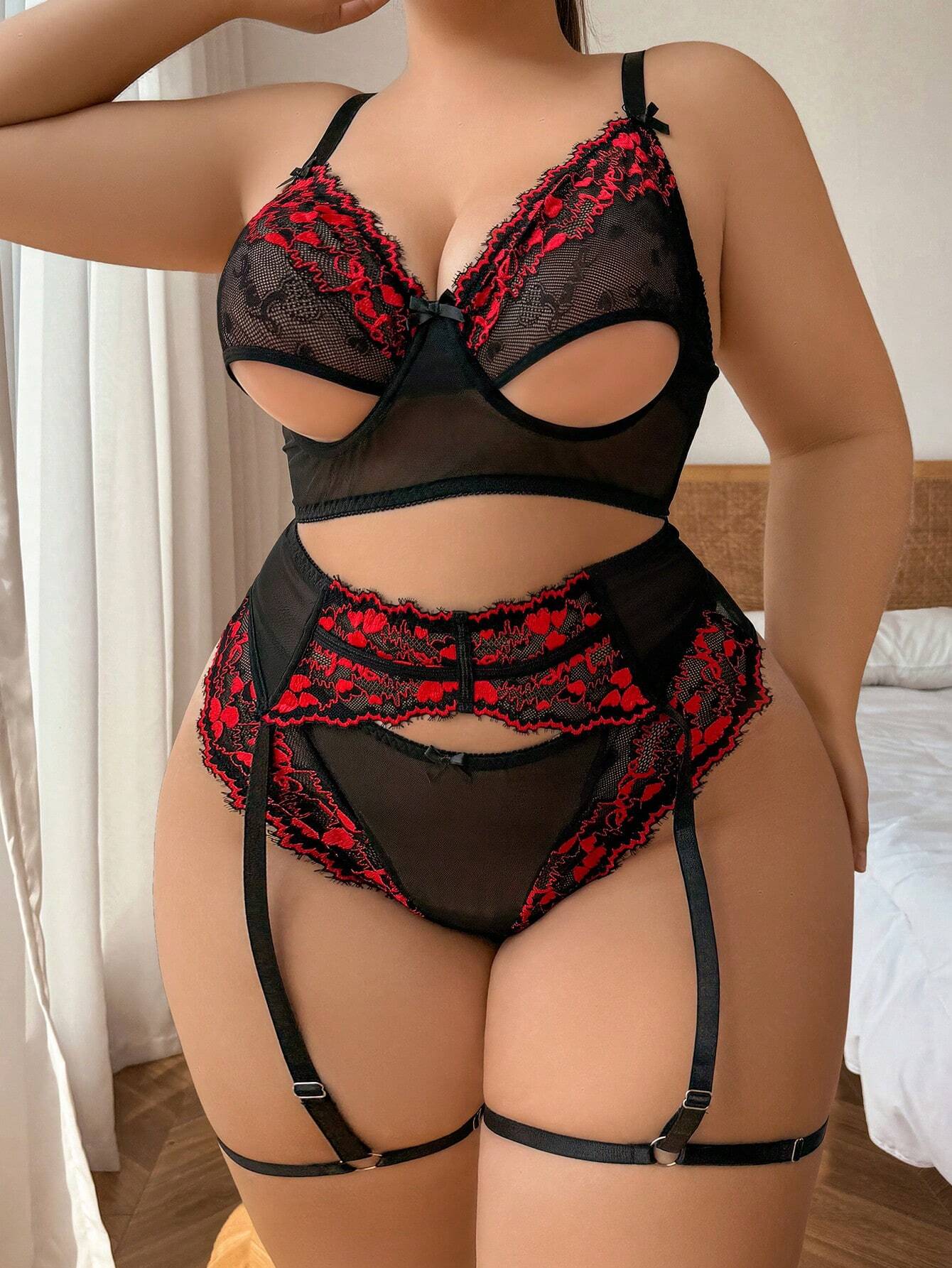 Seksualių apatinių komplektas SilkySet MA0483 (L-5XL)