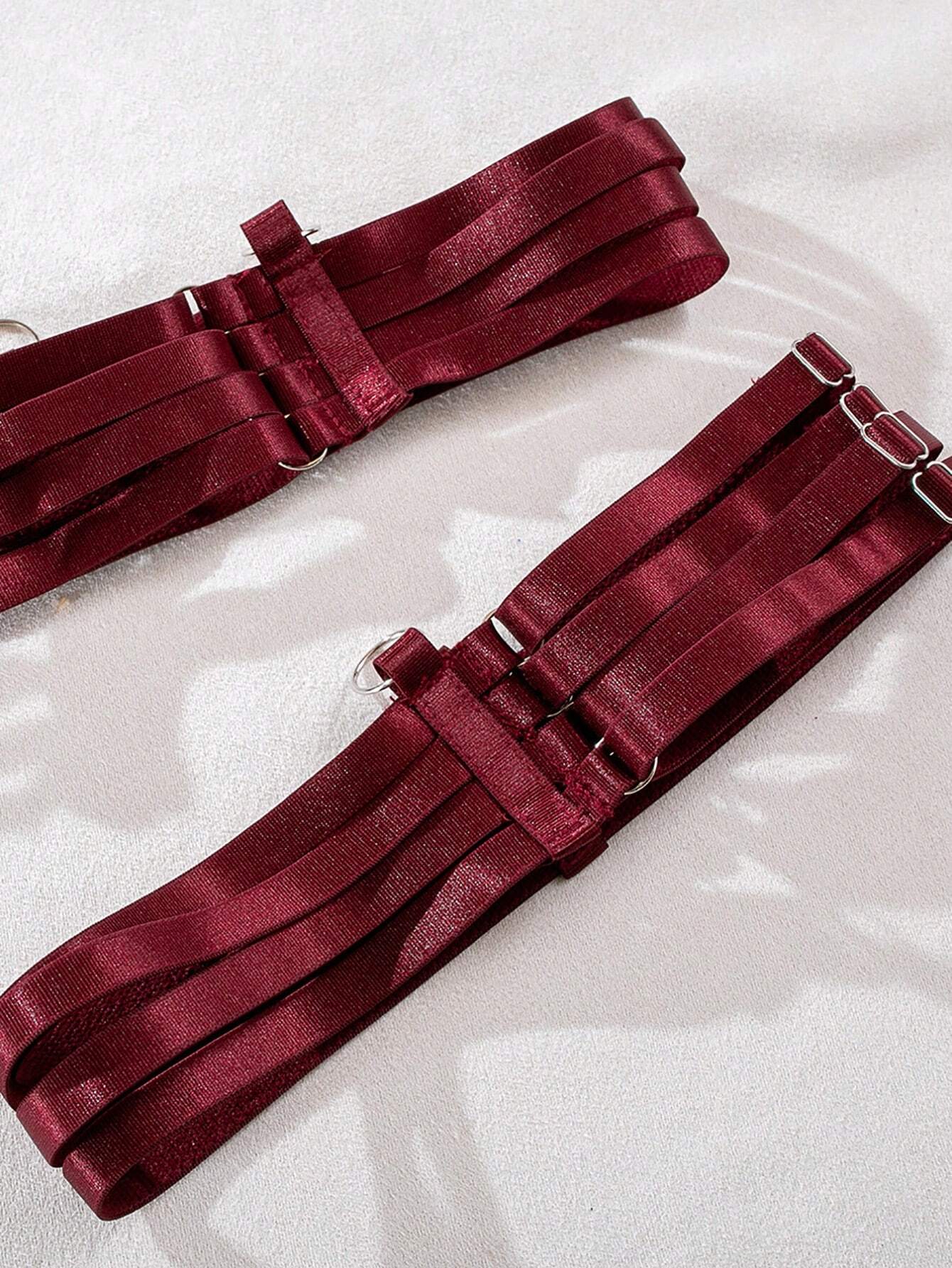 Seksualių apatinių komplektas SilkySet MA0315