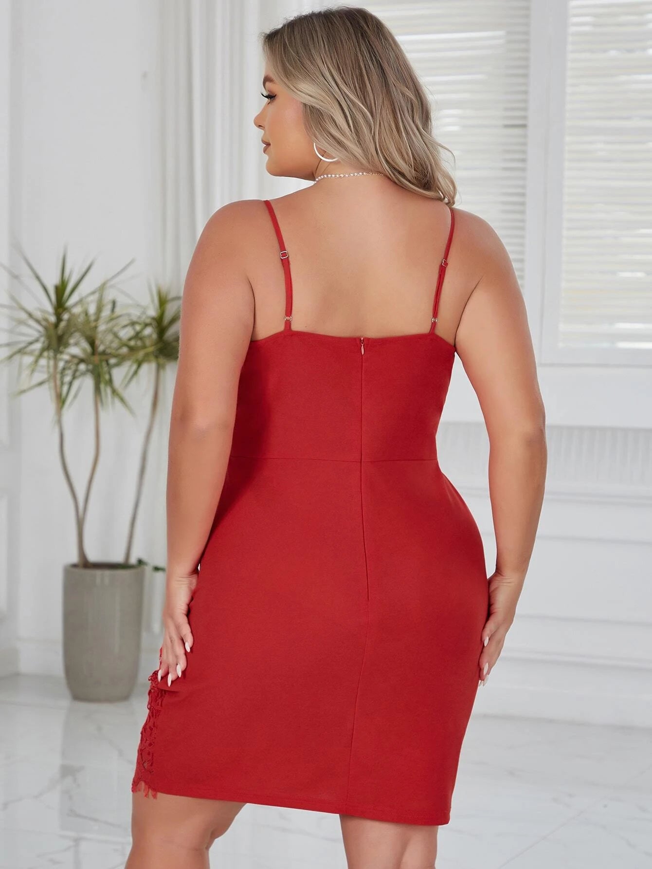 Stilinga suknelė SilkySet WD0117 (XL-4XL)