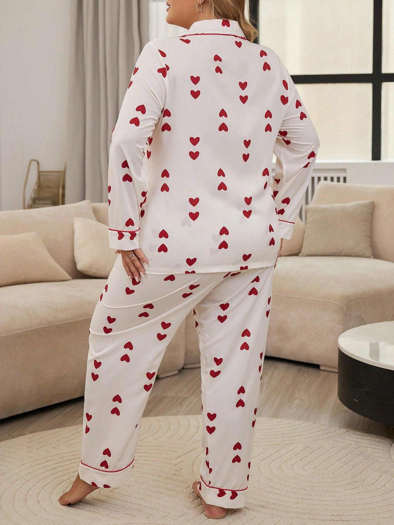 Moteriška pižama su širdelėmis SilkySet MN0451 (XL-5XL)
