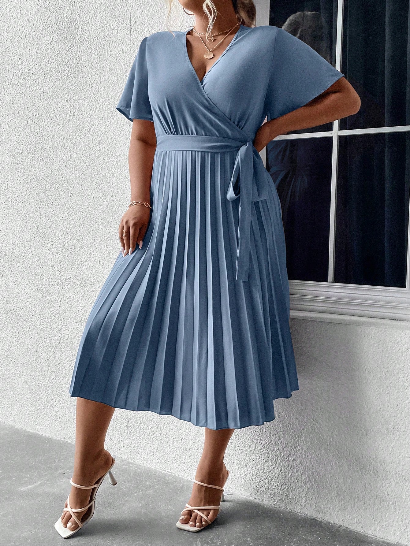 Plisuota suknelė SilkySet WD0008 (L-4XL)