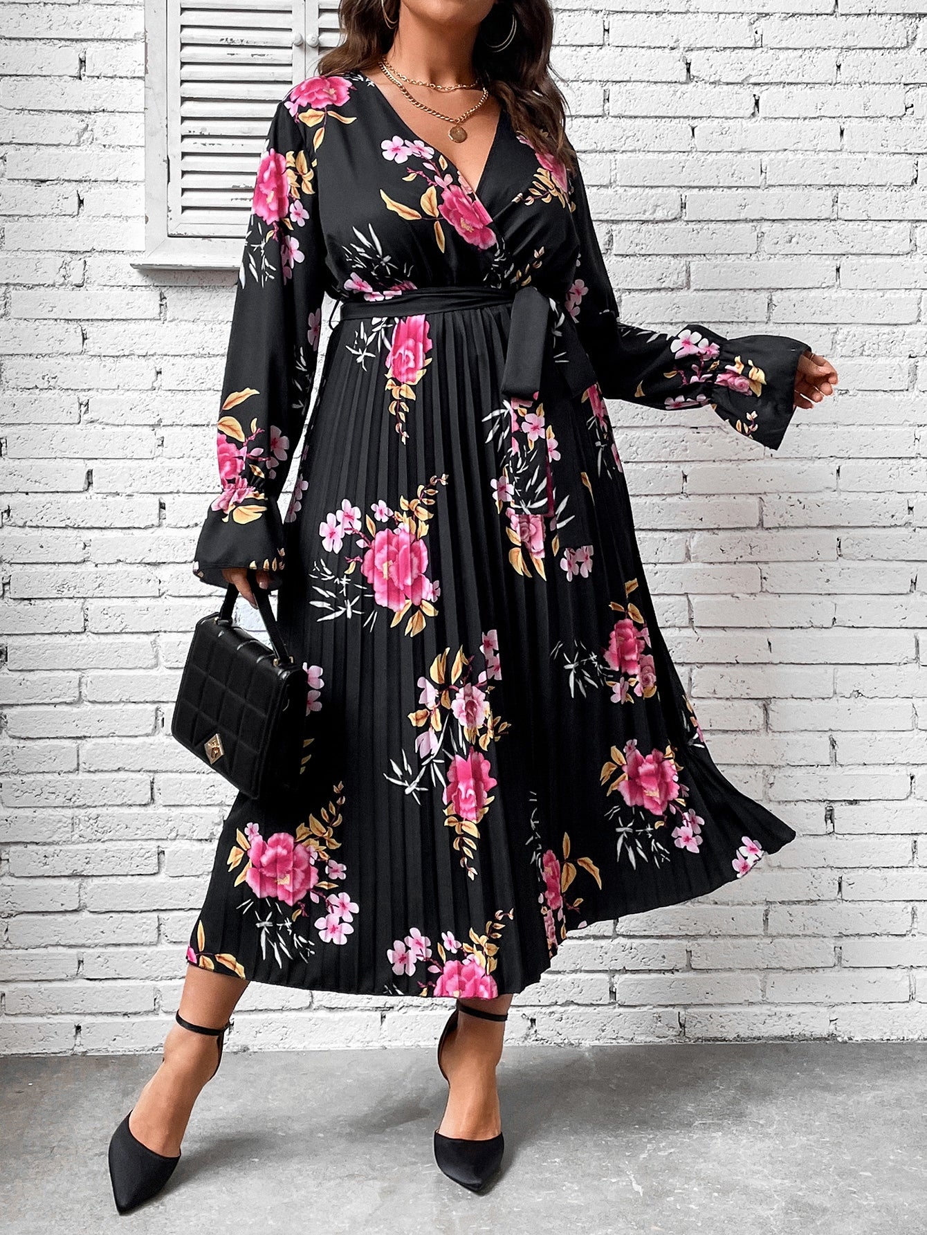 Plisuota suknelė SilkySet WD0006 (L-4XL)