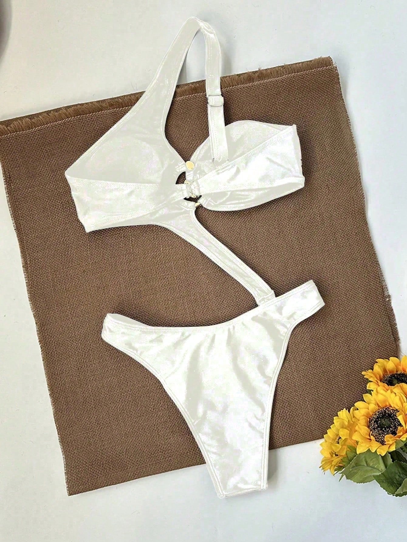 Vientisas maudymosi kostiumėlis SilkySet MB0291