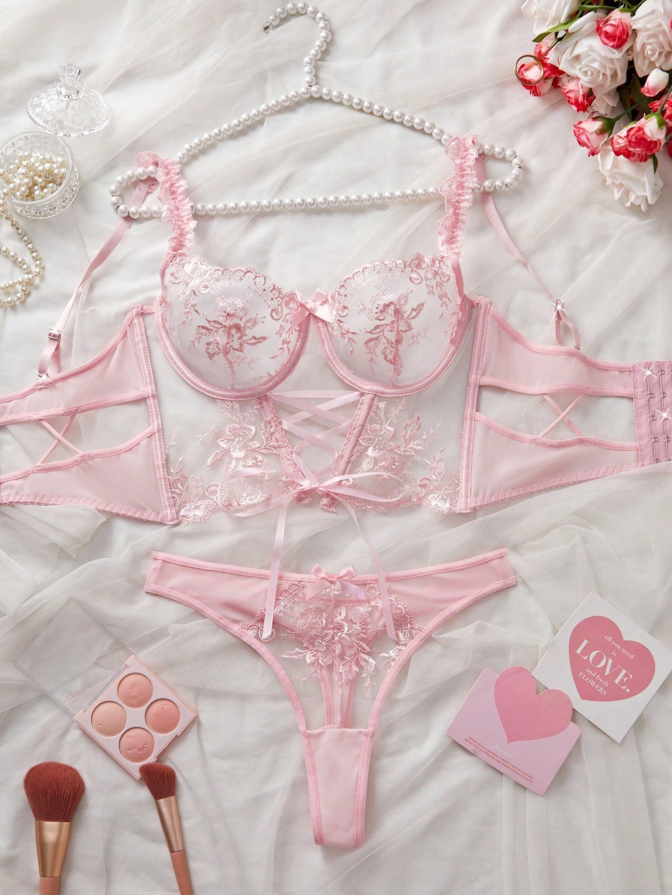 Seksualių apatinių komplektas SilkySet MA0246